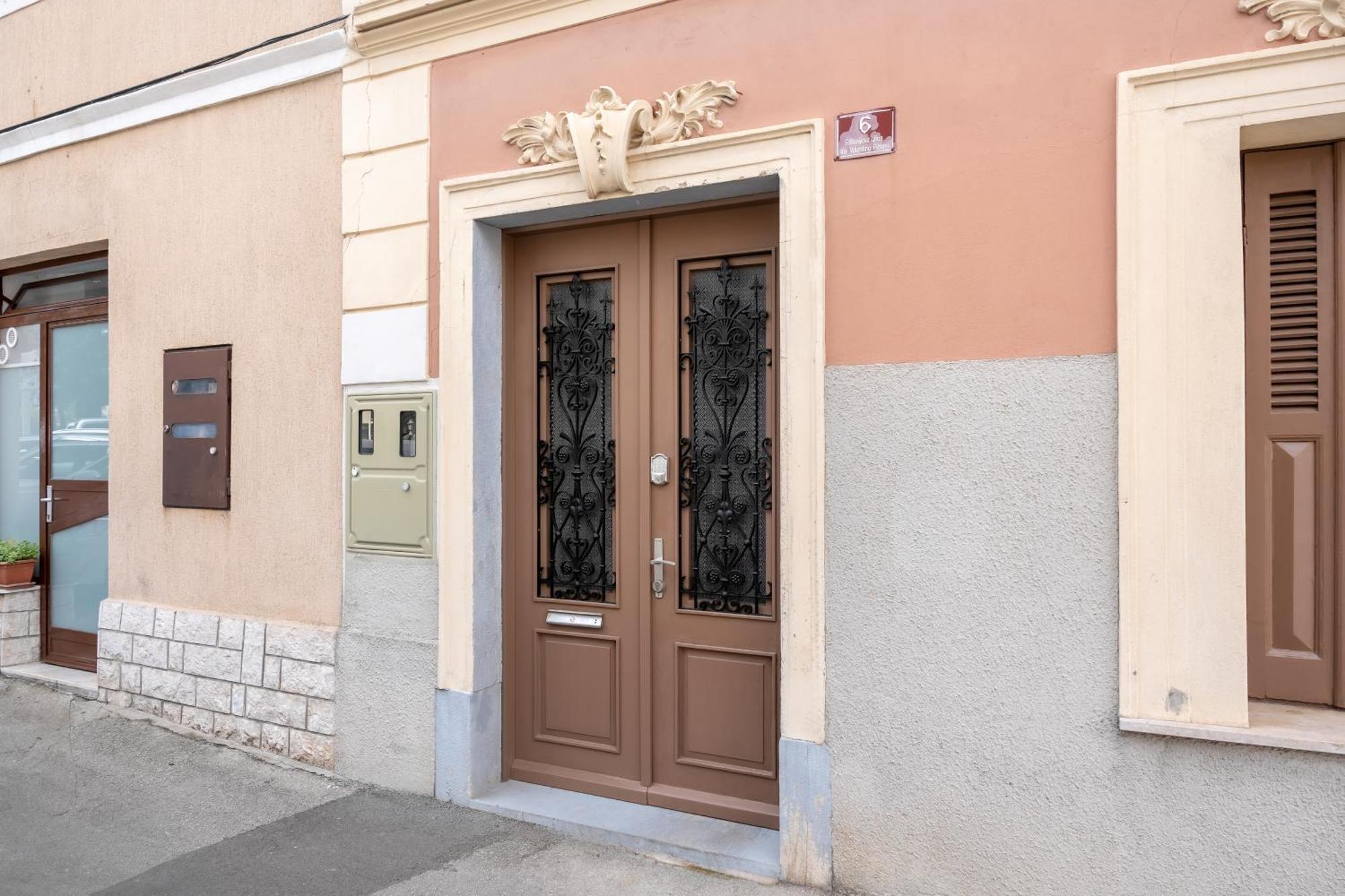 Island Apartments Izola Exterior foto